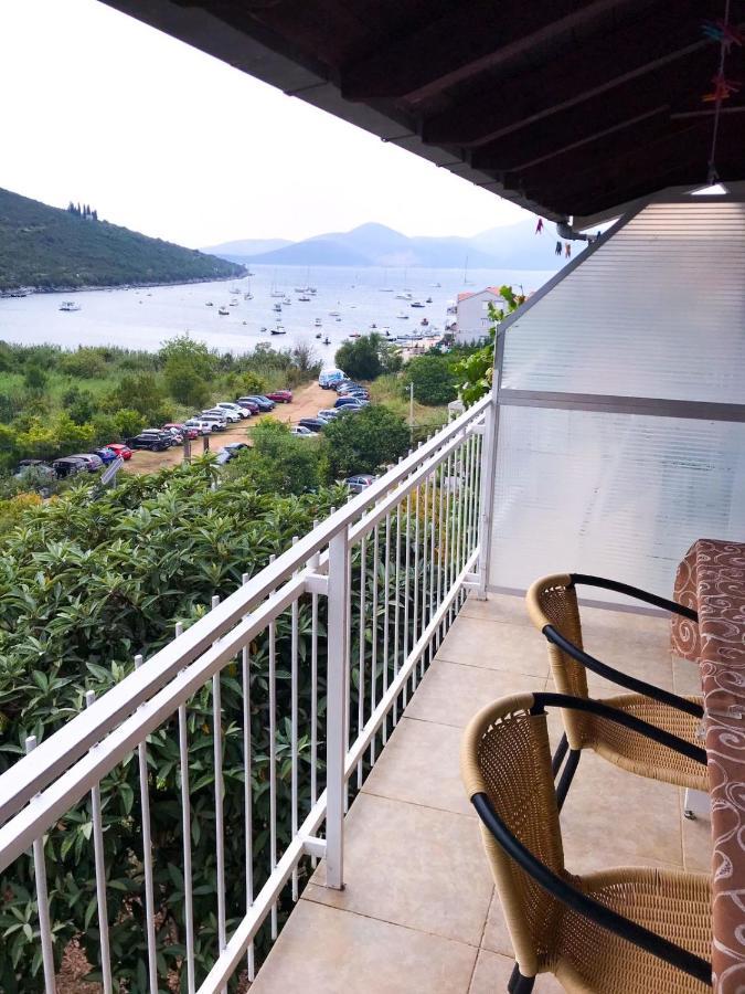 Apartments Rade Bigovo ティヴァト エクステリア 写真