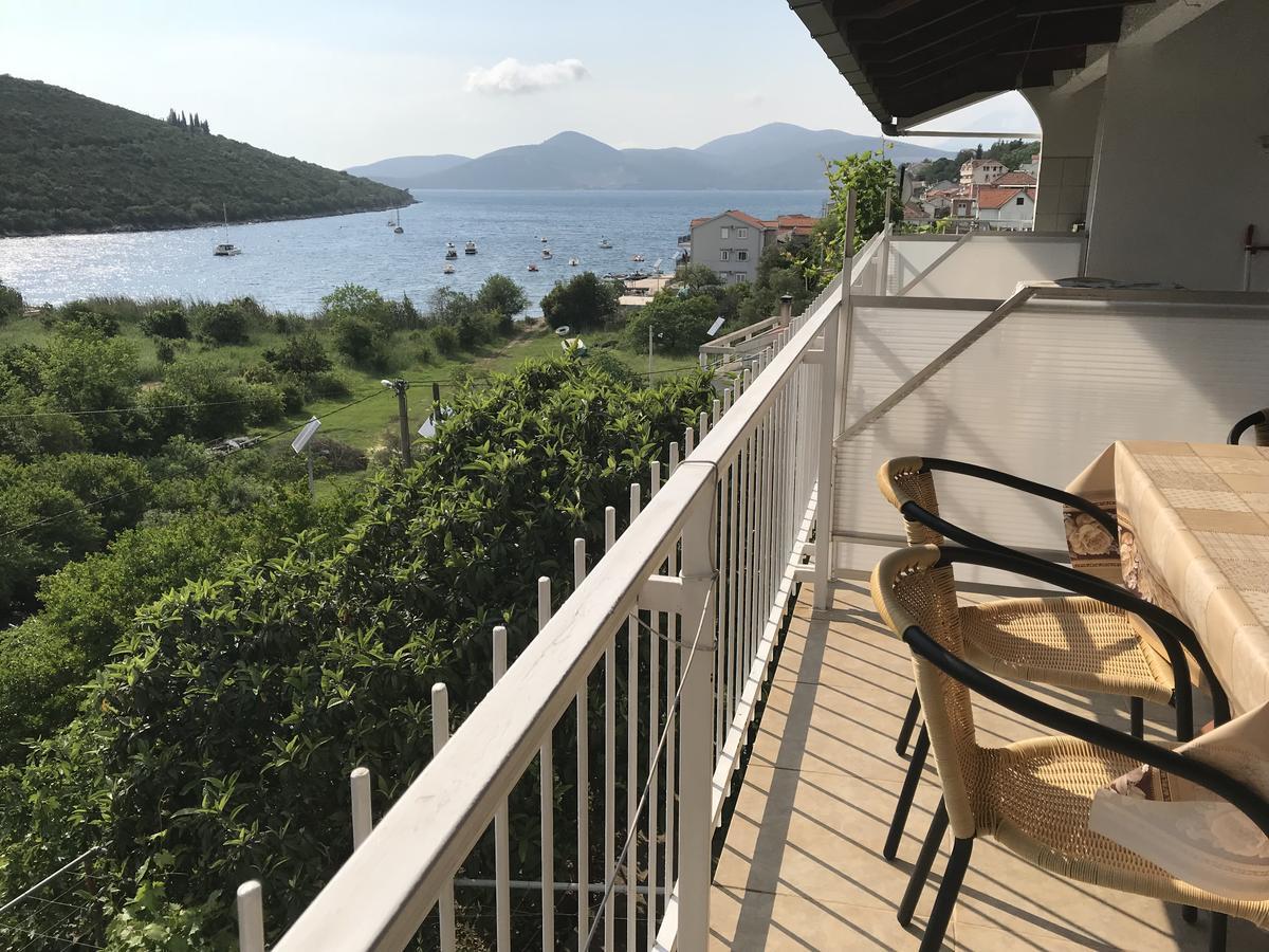 Apartments Rade Bigovo ティヴァト エクステリア 写真